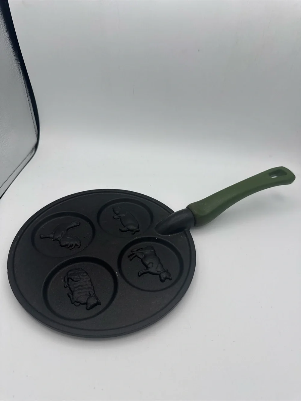 Nordic Ware Zoo Friends Cow Pig Mini Pancake Pan Non-Stick Coating Made In USA